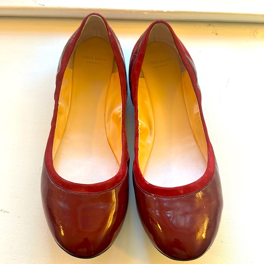 Cole Haan suede and patent leather deep red flats 9.5b